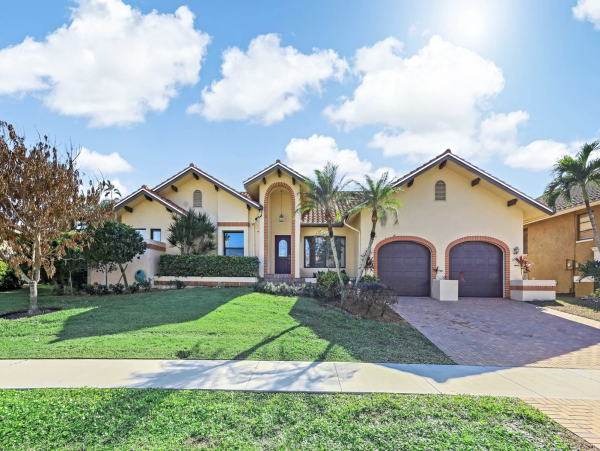 Marco Island Waterfront Luxury Villa